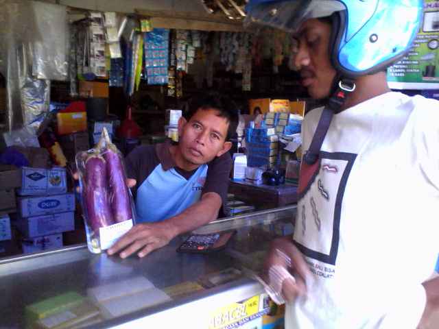 Display Panjalu D Kios Guna Tani Japah